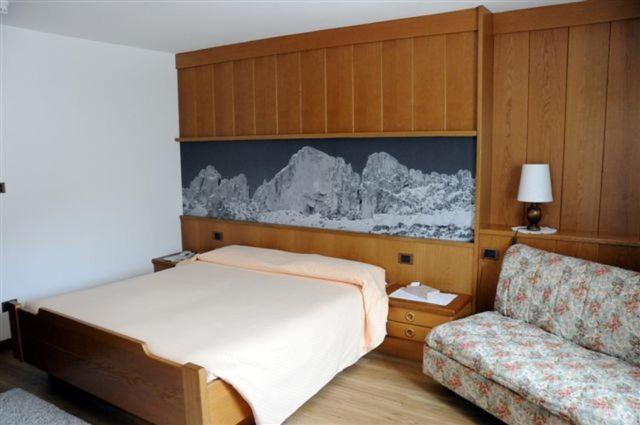 Hotel Garni Soreie Pozza di Fassa Kültér fotó